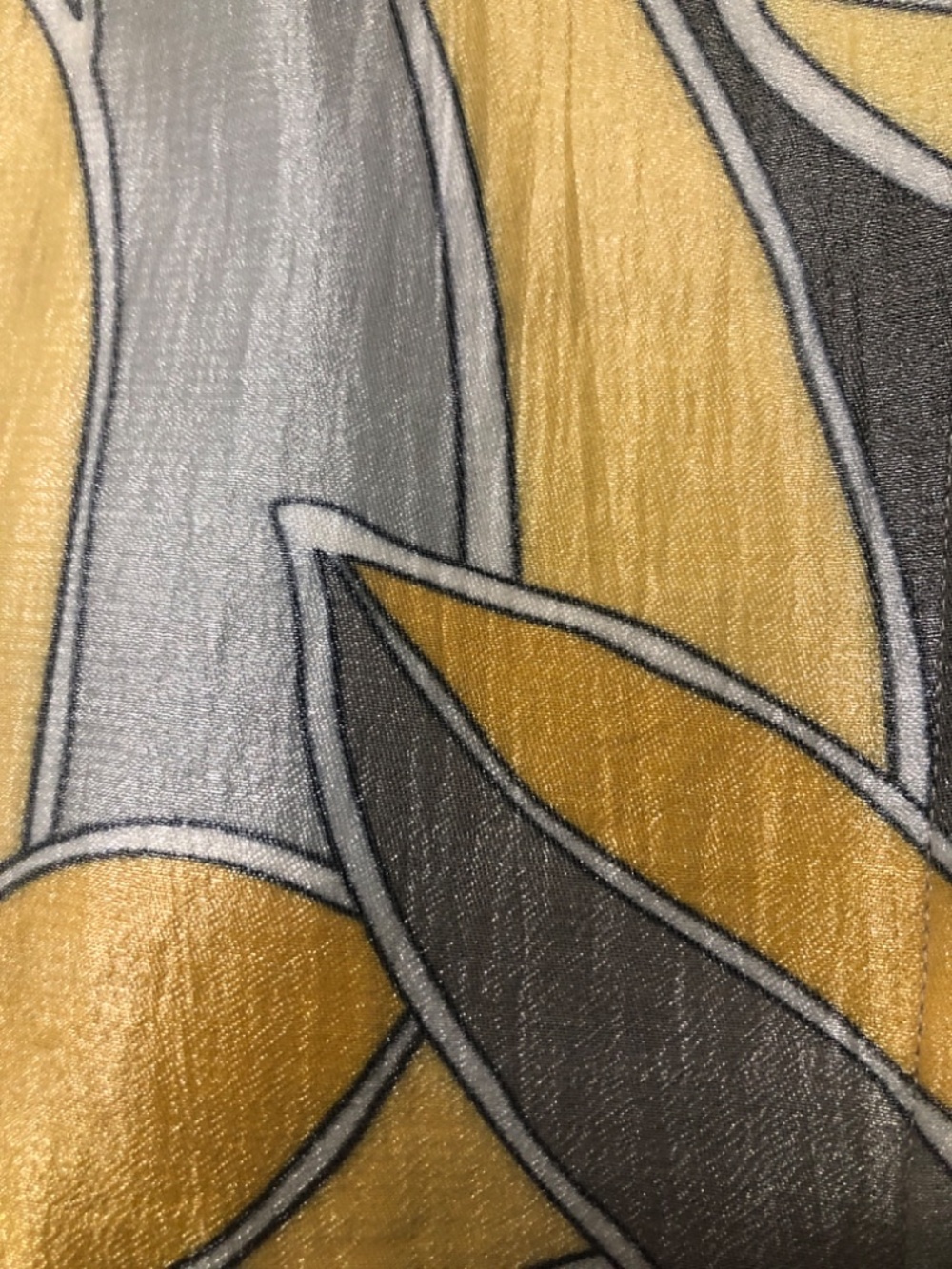 Alfred Dunner open-front blazer in a yellow, gray, and silver floral printSize10 - Picture 3 of 4